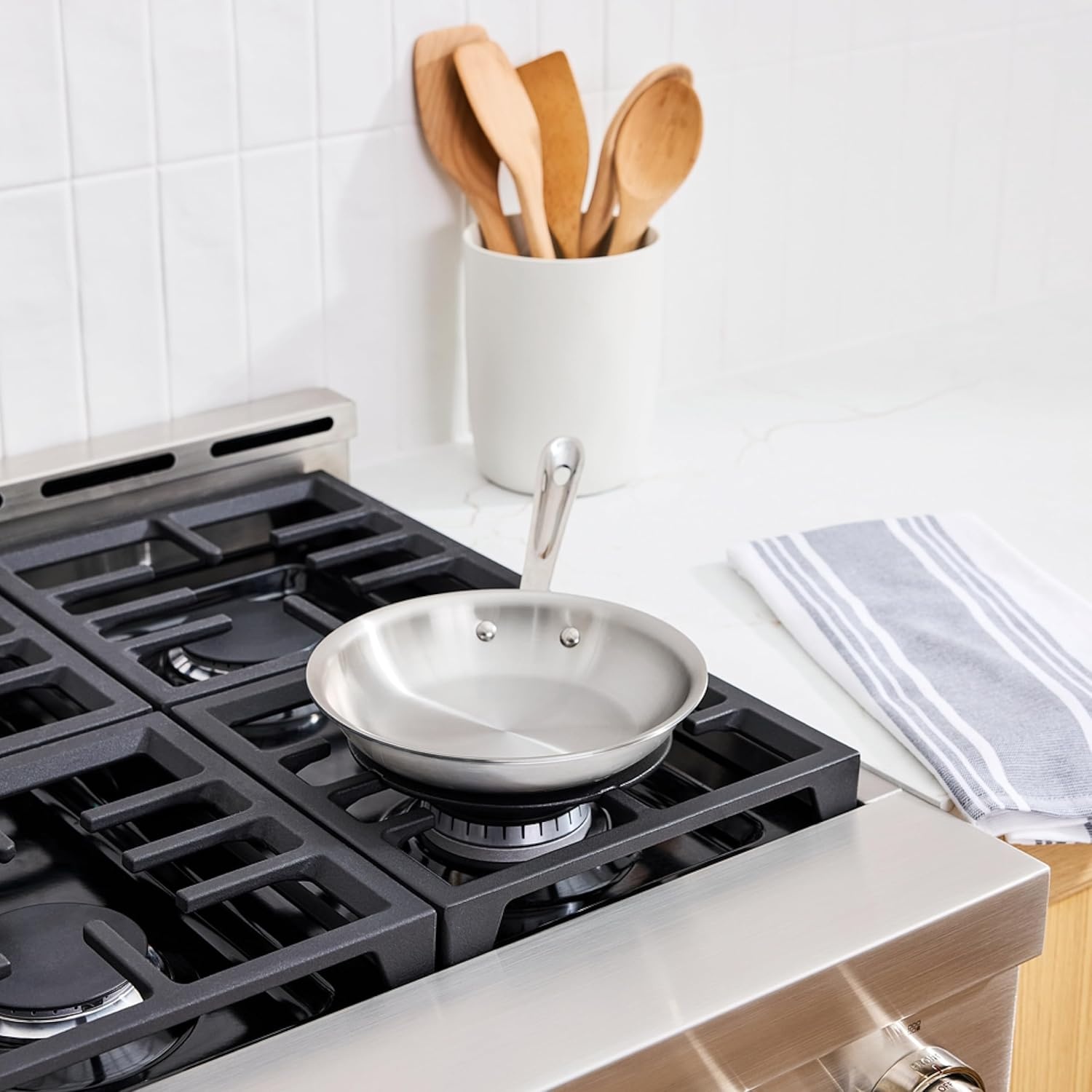 image:imageAllClad D5 5Ply Brushed Stainless Steel Fry Pan 8 Inch Induction Oven Broiler Safe 600F Pots and Pans Cookware SilverStainless Steel
